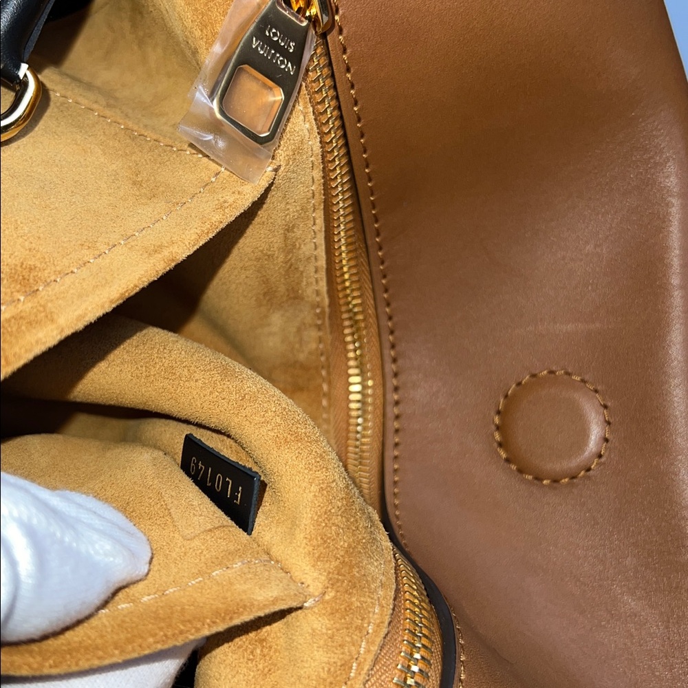 ❤️NWT LOUIS VUITTON CUIR ORFEVRE TOTE W/ PM MONOGRAM NOISETTE M40941 - Picture 13 of 16